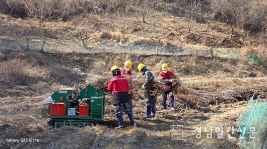 합천군 ‘영농부산물 파쇄지원단’지나간 곳에 산불은 없다