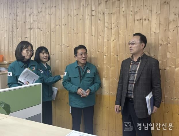 산청부군수, 복지 분야 시설 현장점검