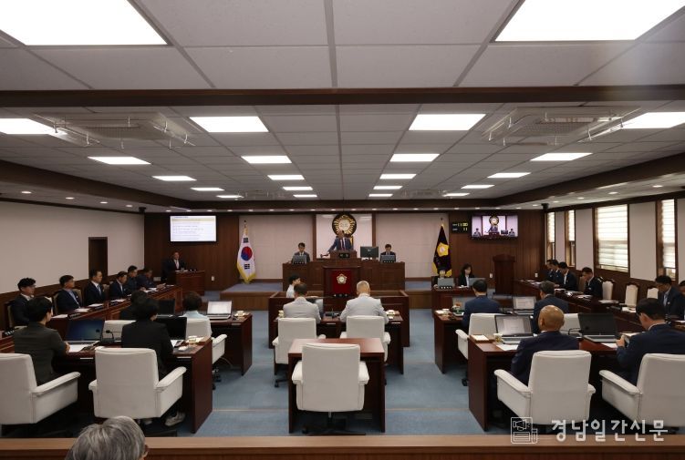 제289회 합천군의회 임시회 회기 종료