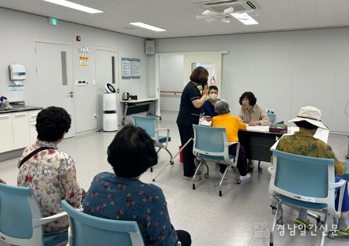 산청군, 임플란트 지원사업 추가 모집