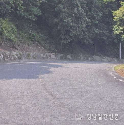 진주시, 장마 등 우기 대비 노후차선 공사로 ‘안전한 교통환경 조성’- 중앙선 표시 퇴색