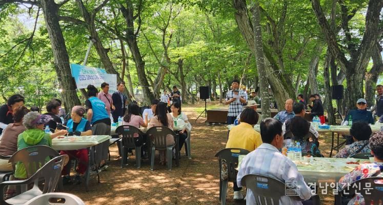 고성군 마암면 장산마을, 전례 써레씻기 행사 가져