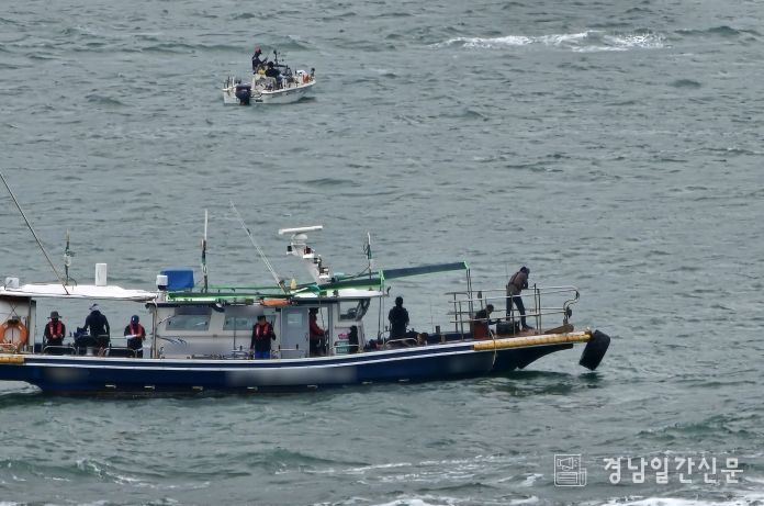 낚시어선 활동사진