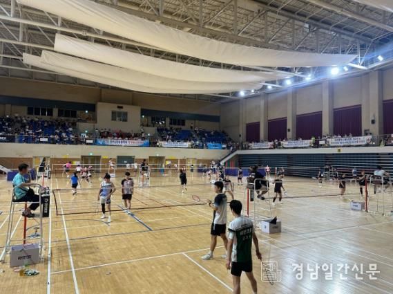 고성군, 제21회 고성군수배 배드민턴 대회 개최