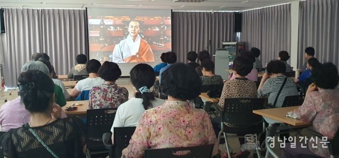 한여름 밤의 영화산책