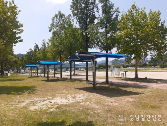 합천군 정양레포츠공원 스마트그늘막 설치