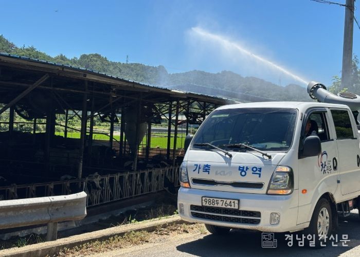 진주시, 축산농가 폭염피해 최소화 긴급 살수지원
