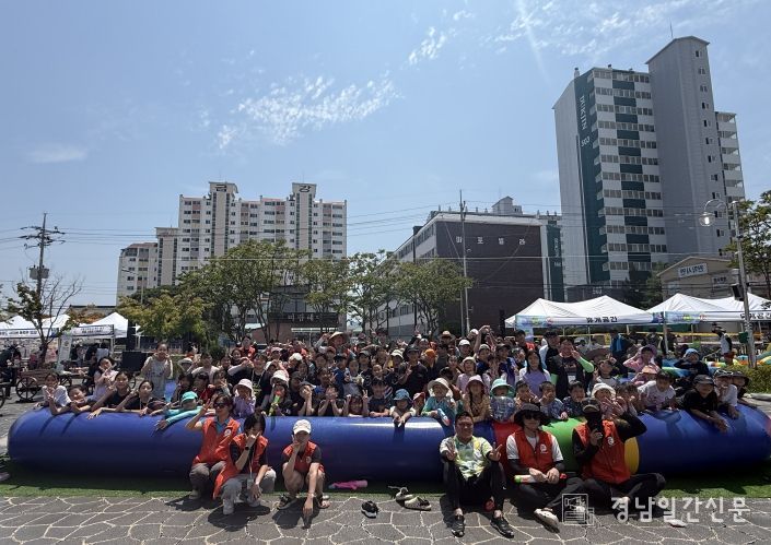 시원한 물세례에 웃음꽃 활짝, ‘2025 고성 청소년 흠뻑쇼’ 성황리 종료