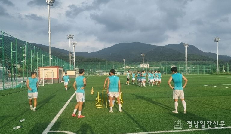 축구선수단 전지훈련 격려