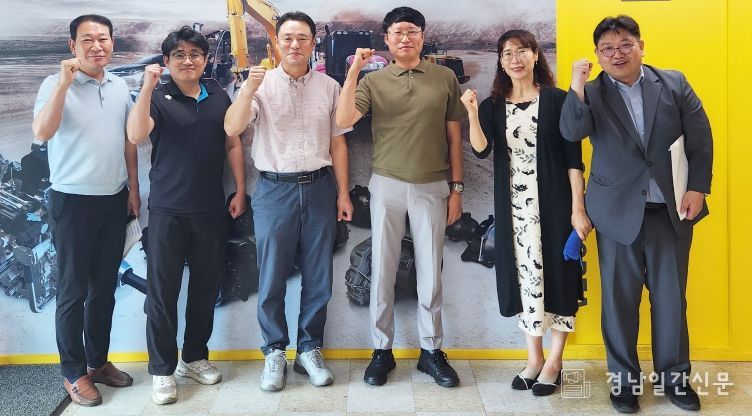 경상국립대학교(GNU) 미래차 RISE사업 김해지 책임교수는 8월 7일 세일공업(주) 대회의실에서 ‘지역혁신중심 대학 지원체계(RISE사업)’ 참여를 통한 우수참여기업과의 지속발전협의를 진행했다.