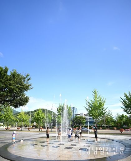 사천시청 바닥분수