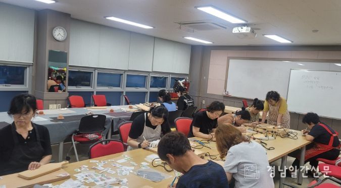 여름 휴가철 맞아 단기 테마강좌 성료