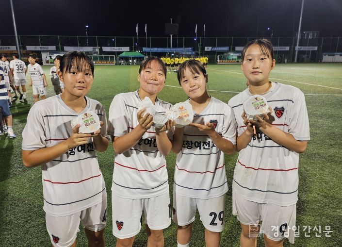 창녕군, 전국여자축구선수권대회 결승 진출 선수들에게 창녕갈릭버거 응원 이벤트