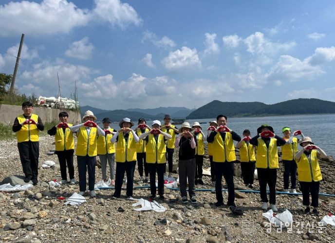 하일면 지포마을 바다서 환경정화활동