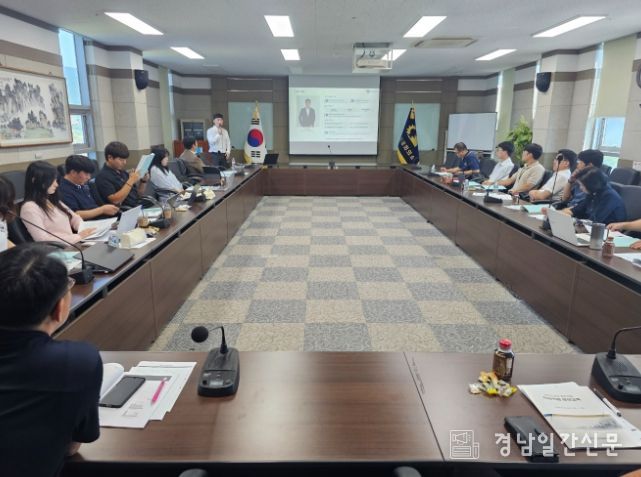 사천상공회의소 사무국(전화 055-833-2204)