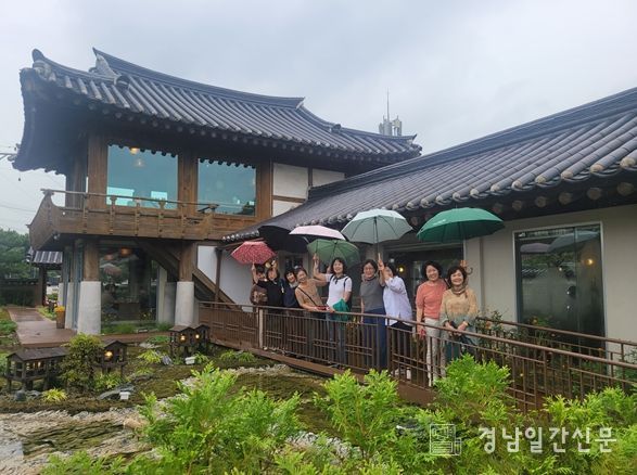 김해관광두레협의회 ‘흔한치유’ 투어 운영