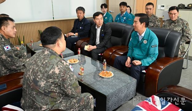 거창군, 추석 앞두고 지역대 방문…장병 격려 및 소통 나서