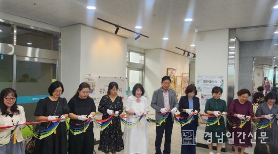 “김해시서부장애인종합복지관, 열린갤러리 '김해민화연구회_민화초대특별展' 개회식” 개최