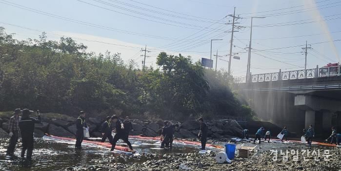 사천시, 수질오염사고 대비 합동방제훈련 실시