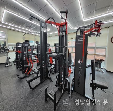 김해시청 체력단련실
