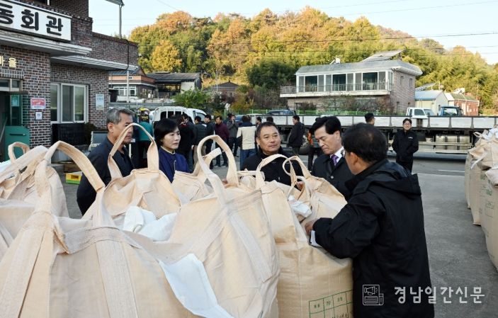 2025년산 공공비축미 건조벼 첫 매입 시작