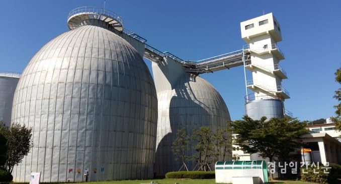 덕동물재생센터 소화조전경