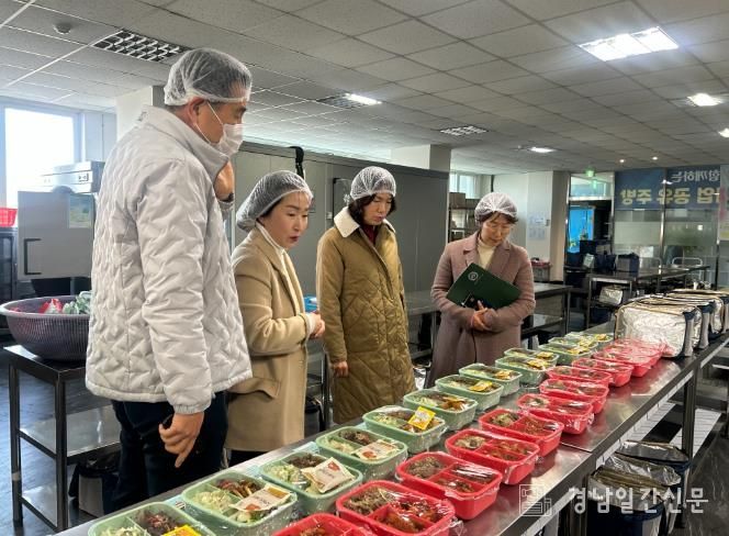 도시락 작업 및 시설전반 점검사진