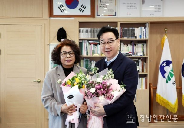 이병주문학관장 임명