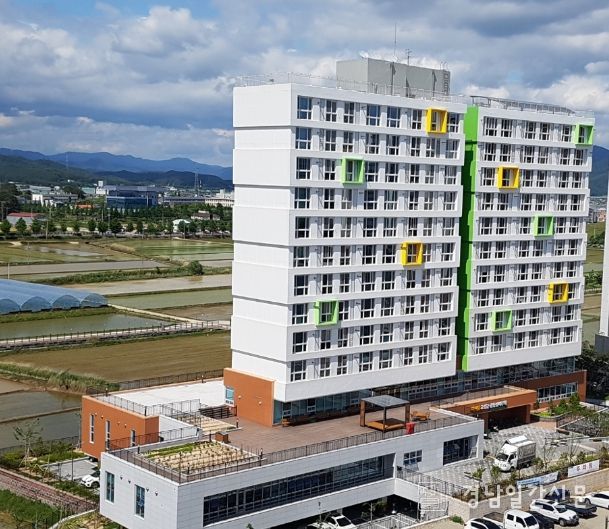 2026년도 고성군 공공실버주택 예비입주자 모집