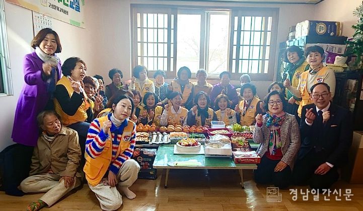 독거어르신 생신상 마련으로 따뜻한 하루 선물