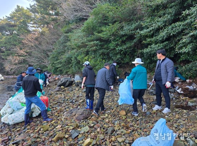 통영시, 한산도 봄맞이 환경정비